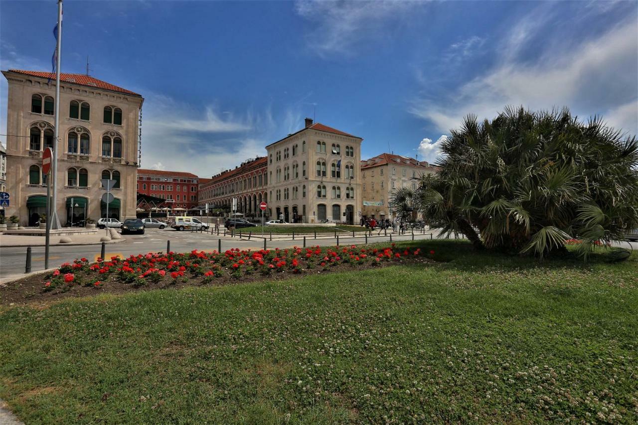 Luxury Apartment M&N In Split - Free Parking Bagian luar foto
